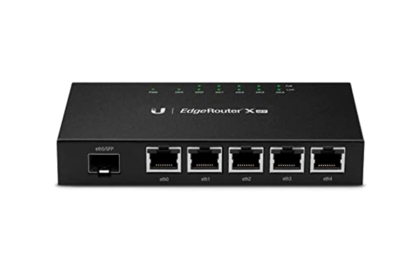 Ubiquiti Networks Ubiquiti EdgeRouter X SFP - Router 5-port switch - 1GbE