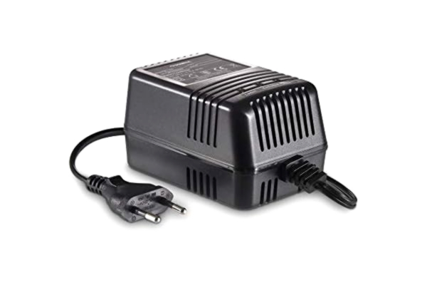 Dometic  BC 100 Akun Ylläpitolaite, 12 V