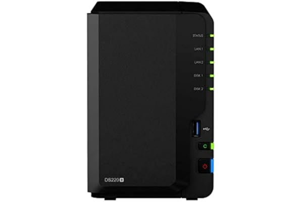 Synology  2 bay 6 TB DS220+-server met 2 harde schijven van 3 TB.