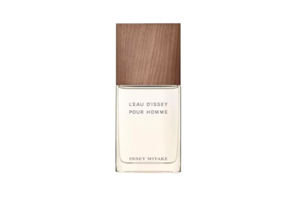 Issey Miyake  L'Eau d'Issey pour Homme Vétiver Eau de Toilette Intense, naturinspirerad herrparfym med träaktiga toner av vetiver, ingefära och salvia, finns i olika storlekar