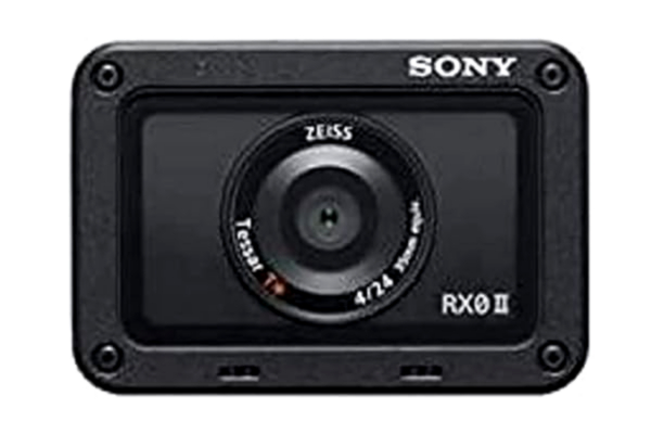 Sony  RX0 II Creator Kit ultracompacte digitale camera (15,3 MP, 24 mm F4 lens van 1 inch), 4K, waterdicht, 180° display, met VCT-SGR1 handgreep. accu en microfoonhouder, zwart