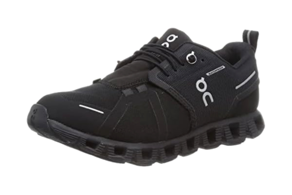 ON On Cloud 5 Waterproof W - All Black - Naiset - US 7 - Partioaitta