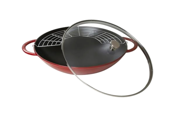 Staub STAUB Wok av gjutjärn, Inkl. glaslock och avtagbart galler, Passar induktion, diameter 37 cm, Rymmer 5,7 liter, Körsbärsröd