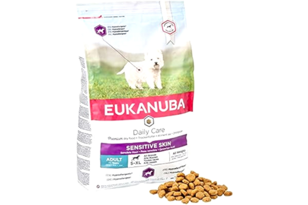 Eukanuba  Daily Care Sensitive Skin hundfoder – torrfoder för hundar med känslig hud, horoallergent foder med fisk, 2,3 kg