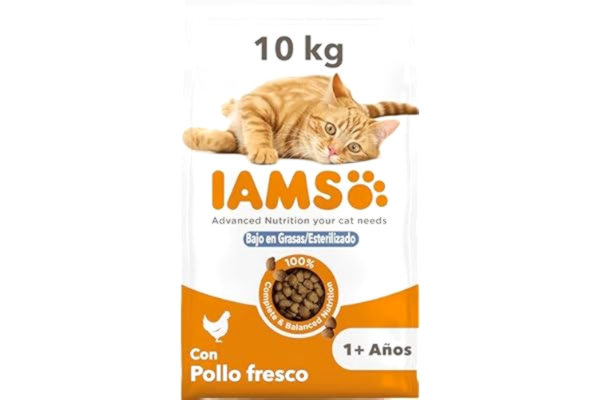Iams  Sterilised Helfoder för Vuxna Katter, 10 kg