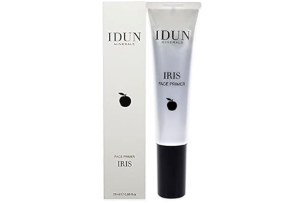Idun Minerals IDUN Minerals Transparent primer Iris, Innehåller aktivit kol som är bakteriehämmande på huden. Bra för acnebenägen hud.