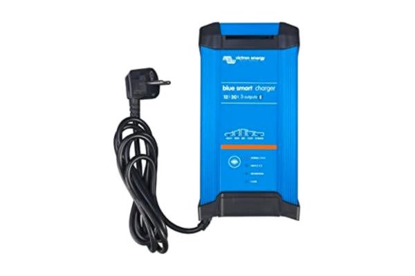 Victron Energy Akkulaturi blue smart ip22, 12v 30a, 3 lähtöä