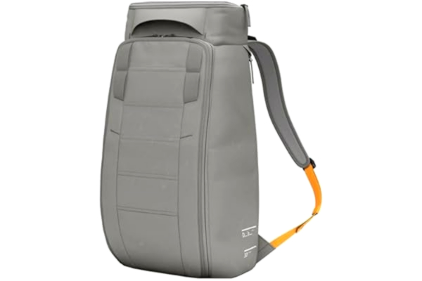 Db  Journey ryggsäck hugger av nylon i färgen sandgrå, mått: 30 x 56 x 24 cm, volym: 70 L, 1000176009001, Sandgrå, modern