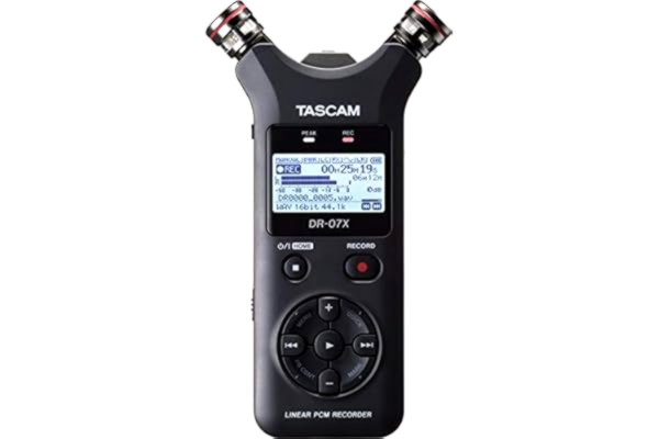 Tascam  DR-07X, 17,5 t, MP3, WAV, 92 dB, 44100 - 96000 Hz, Blå, 40 mW