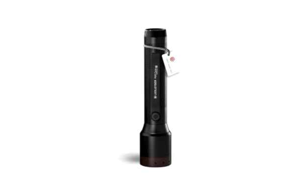 LED Lenser Ledlenser P6R Core Allround ficklampa LED, 900 lumen, laddningsbar med 18650 litiumbatteri, vattentät IP68, fokuserbar, 240 m ljusräckvidd, Constant Light, USB magnetladdningskabel, Flashlight