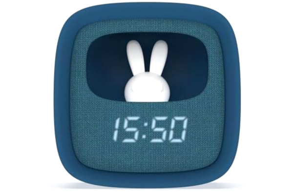 Mobility On Board MOB – MOBILITY ON BOARD Billy Clock barnväckarklocka och nattlampa - kaninmönster - framsida tyg - Soft-Touch plastram - datum, tid och 3 larm programmering (blå)
