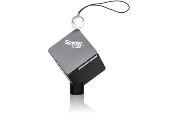 Datacolor  Spyder Cube ‒ Justering av vitbalans och optimering av RAW konvertering