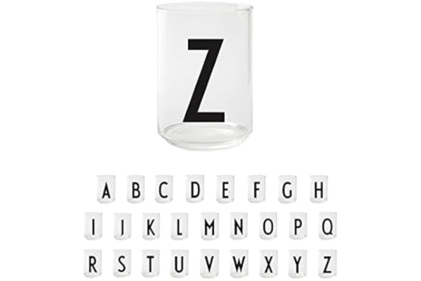 Design Letters  Personligt dricksglas (Z) | Dekorativa vattenglas 350 ml | Perfekt som gåva | Dansk design | H: 10,5 x D: 7,5 cm
