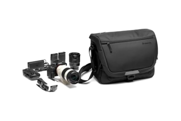 Manfrotto  Avancerad axelväska M III för SLR och spegellös kamera med lins, kameraväska, kamerafodral med stativfäste och regnfodral, Svart, M, Messenger M