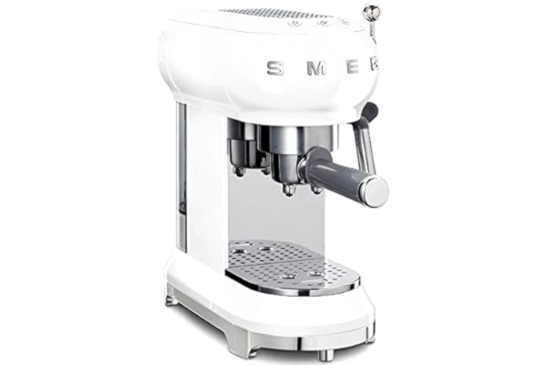SMEG Smeg ECF01WHUK Traditional Pump Espresso Coffee Machine, Adjustable Cappuccino System, Flow Stop Function, Removable Drip-Tray, Anti-Drip System, Anti-Slip Feet, 1350 W, 1 Litre Tank, White
