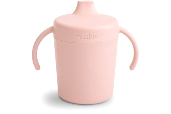 Mushie  Trainer Sippy Cup | Tillverkad i Danmark | Läckagesäkert vridbart lock och handtag | 6 månader + (Blush)