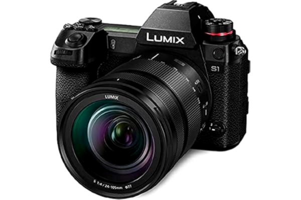 Panasonic  Lumix S1 | Appareil Photo Hybride Plein Format + Objectif Lumix S 24-105mm F4.0 Macro (24,2MP, O9AVidéo 6K RAW HDMI & C4K 422 10bit, Double stab., Slow motion 180ips FHD, Tropicalisé)