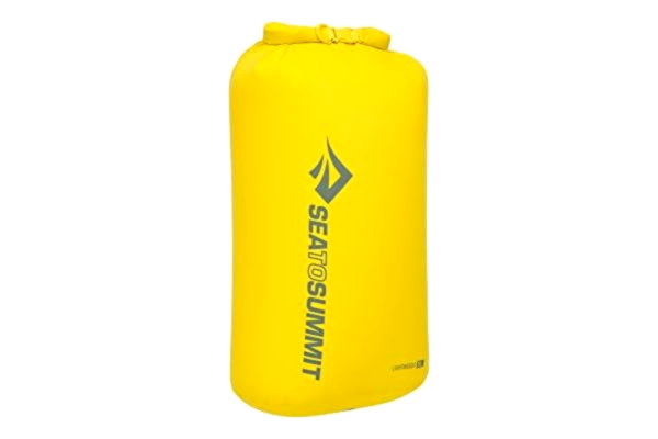 Sea to Summit  – lätt torrväska XL 20L – vattentät förvaring – rulltopp – återvunnet tyg – basfranspunkt och D-ring – för backpacking och kajakpaddling – 27,1 x 23,4 x 47,8 cm – svavelgul – 91 g