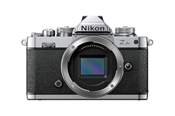 Nikon  Z fc spegellös kamera i DX-format (20,9 MP, OLED-sökare med 2,36 miljoner bildpunkter, 11 bilder per sekund, hybrid AF med fokus-assistent, ISO 100-51 200, 4K UHD-video)