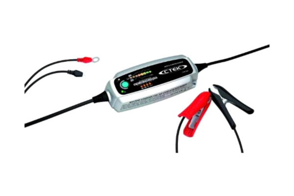 CTEK  XS 0.8 Automatic Battery Maintainer - 12V, 0.8 Amp