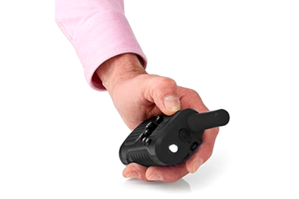 Nedis  Walkie-Talkie Set | 2 handenheter | Upp till 6 km | Frekvenskanaler: 8 | PTT/VOX | upp till 3 timmar | Hörlursutgång | 2 headset | svart