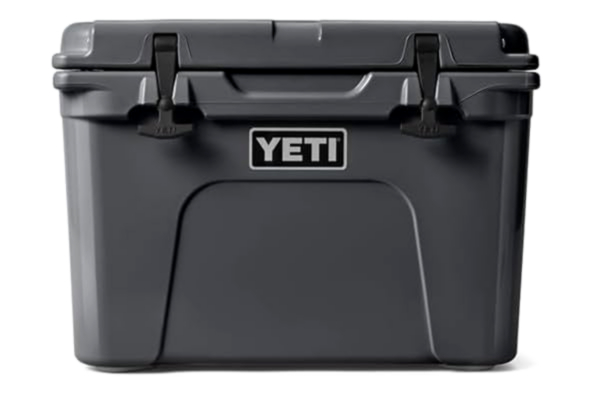 YETI Coolers Yeti Tundra 35