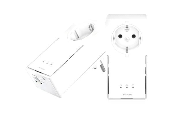 Strong  – Powerline 2000 Duo EU-set – 2 Powerline-adaptrar – 2 000 Mbps, snabb internetåtkomst – integrerat uttag – 300 m räckvidd – för IPTV, HD-streaming, spel – LAN-anslutning – vit