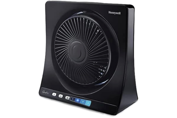 Honeywell  QuietSet svängande bordsfläkt (enkel att använda, fyra kylningshastigheter, 40 ° svängning, tyst och kraftfull kylning, stadig fot) HT354