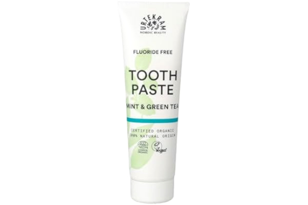 Urtekram  Tandkräm med mynta och grönt te – munvård-tandkräm för starkare tänder och skadekontroll – ekologisk vegansk – Urtekram Dental, 75 ml (1-pack)