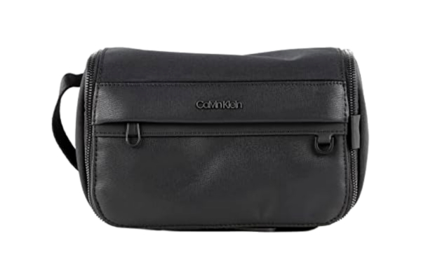 Calvin Klein  CK Remote Washbag with Hanger CK Black