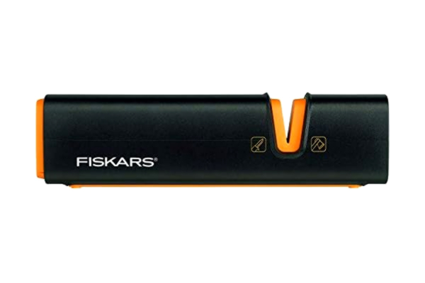 Fiskars  XSharp Axe and Knife Sharpener, Ceramic sharpening stone/Fiberglass reinforced plastic case, Black/Orange, 1000601