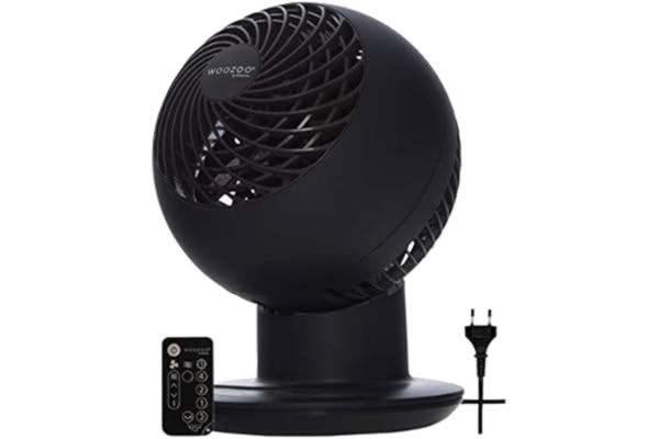 Woozoo , Ventilateur de table ultra puissant, silencieux & portable, 30m², Portée 25m, Oscillation multidirectionnelle, Télécommande, Minuterie, Salon - Woozoo PCF-SC15T - Noir mat/Bois