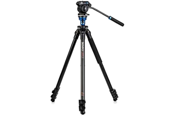 Benro  Videostatief met S2 PRO Flat Base Fluid Video Head, 6 lbs Max, Leveling Center Column, Aluminium Benen, Flip Lock, Draagtas (A1573FS2PRO)