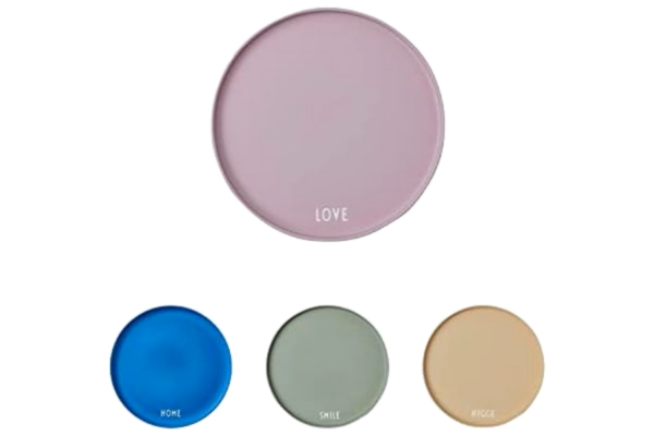 Design Letters  Favourite platta – LOVE Lavender | dekorativa tallrikar, använd tallrikar för att äta eller dekorera