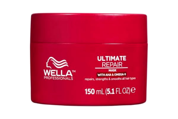 Wella  Professionals Ultimate Repair djupverkande hårmask – hårvård för trasigt hår med AHA och Omega 9 – reparerande hårbehandling för skadat hår – 150 ml