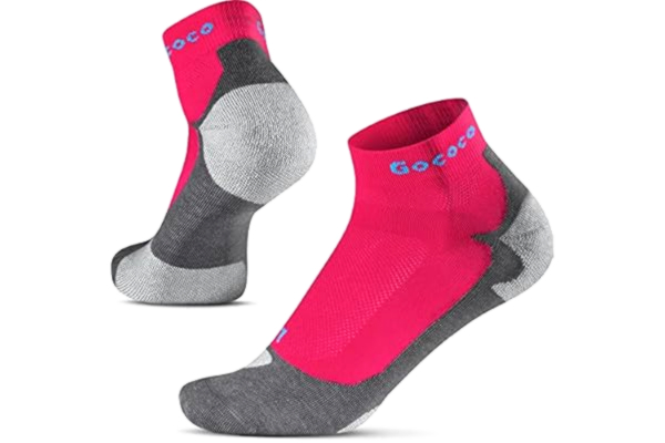 GoCoCo GOCOCO Light Sport Löparstrumpor, Tunna, Ankelhöga, Svala, Utan Sömmar och Motverkar Skavsår för Herr & Dam, Cerise, 39-41