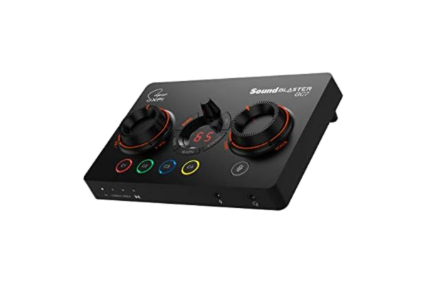 Creative Sound Blaster GC7 Game Streaming DAC Amp har programmerbara knappar, Super X-Fi, 7.1 Surround, BATTLE Mode, Scout Mode, GameVoice Mix, Dolby Audio kompatibel med PC, PS4/PS5, Nintendo Switch, Xbox